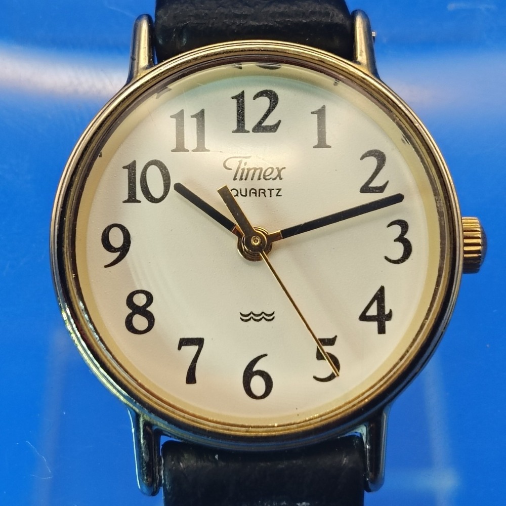 Vintage 1997 Timex Classic 22mm Women's Quartz Watch 30M WR‎ Restored